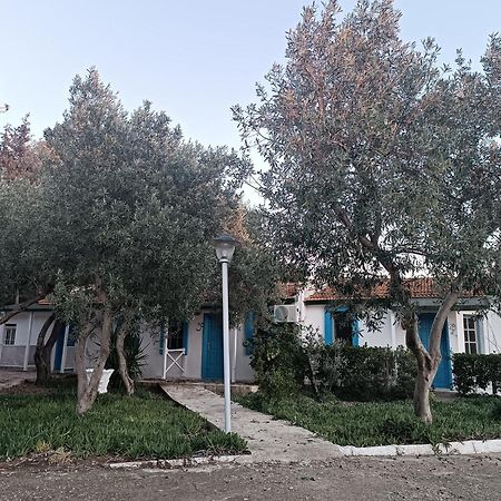 Teos Ormanci Tatil Koyu Hotel Seferihisar Bagian luar foto