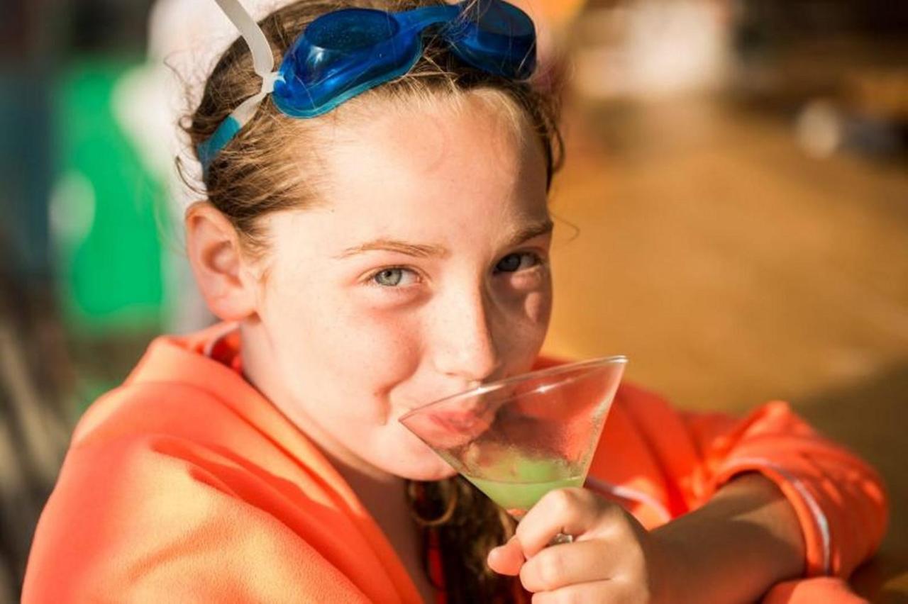 Teos Ormanci Tatil Koyu Hotel Seferihisar Bagian luar foto
