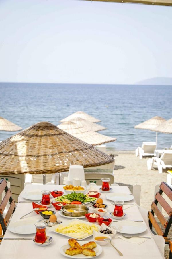 Teos Ormanci Tatil Koyu Hotel Seferihisar Bagian luar foto
