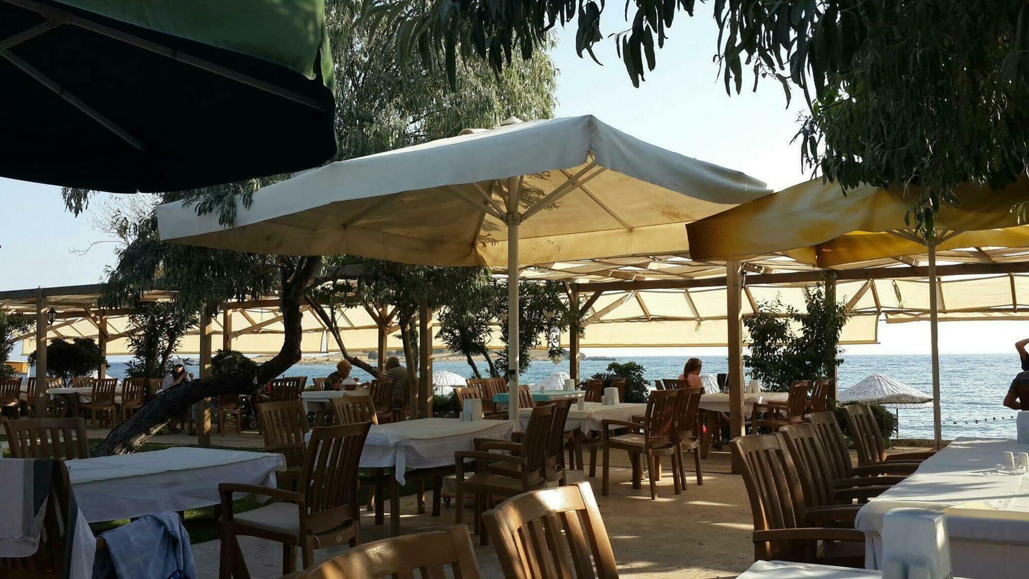 Teos Ormanci Tatil Koyu Hotel Seferihisar Bagian luar foto